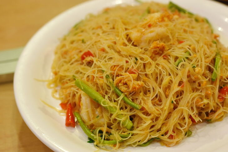Danie z makaronem vermicelli