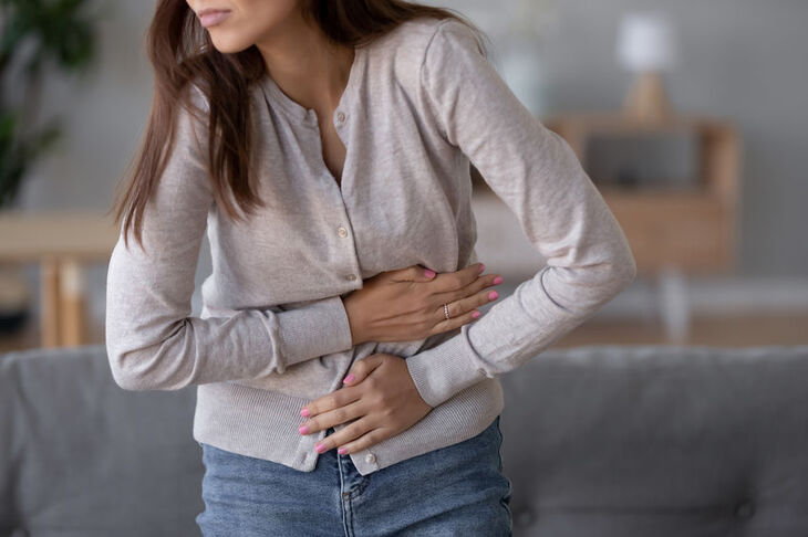 Kobieta z objawami gastropatii rumieniowej