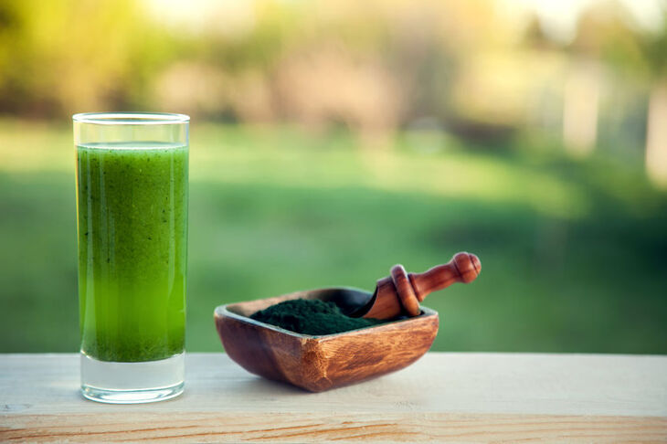 Napój ze spiruliny