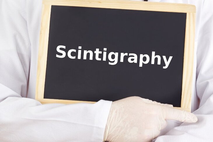 Napis scyntygrafia tarczycy
