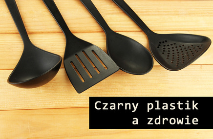 Przyrządy kuchenne wykonane z czarnego plastiku