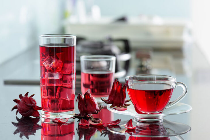 Herbata z rośliny hibiskus